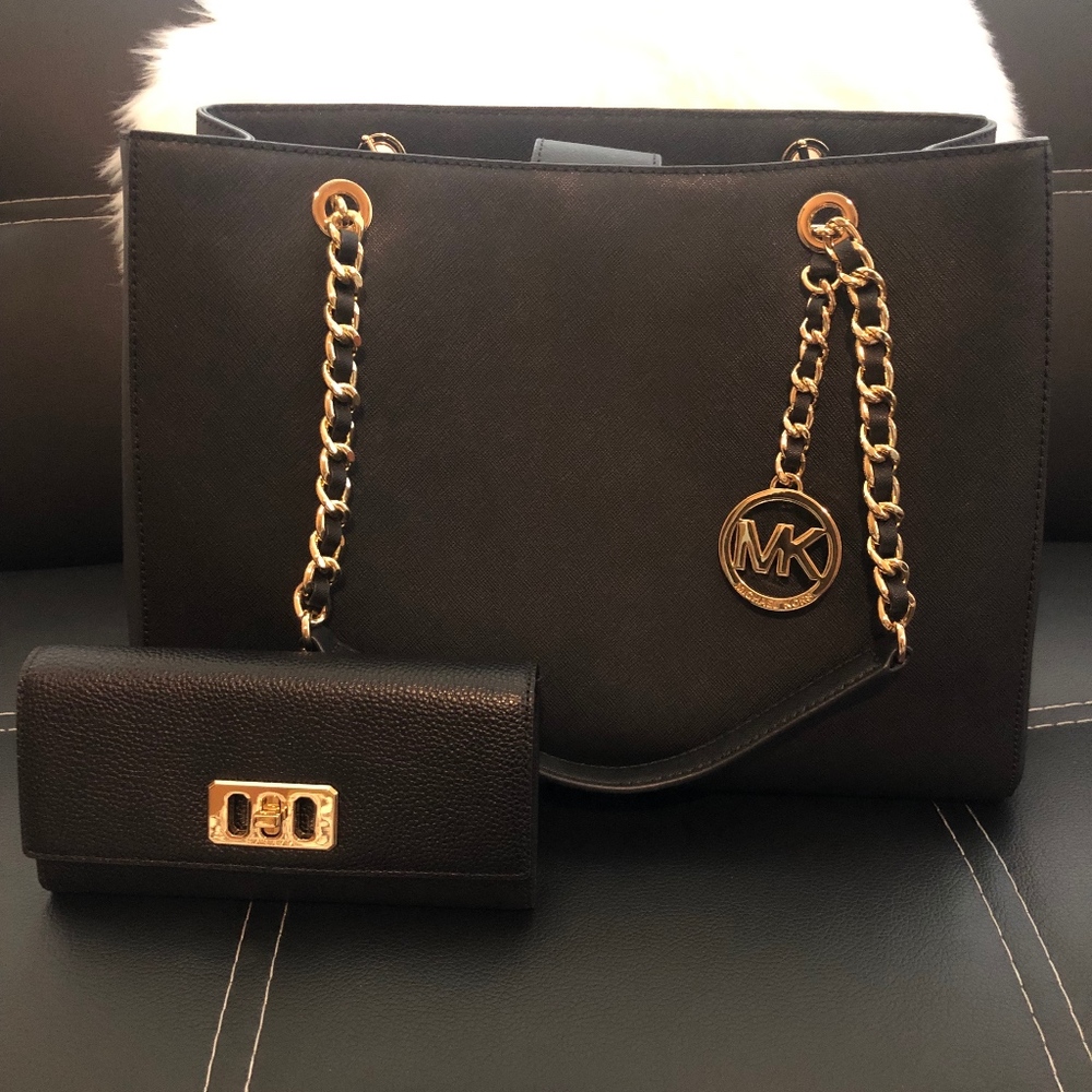 Michael Kors Savannah Black Bag + Wallet